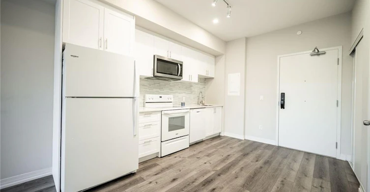 LP09-50 Herrick Avenue, St. Catharines, ON, L2P 2T9 - 20