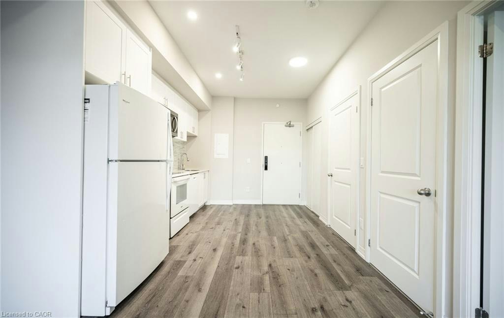 LP09-50 Herrick Avenue, St. Catharines, ON, L2P 2T9 - 19