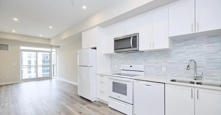 LP09-50 Herrick Avenue, St. Catharines, ON, L2P 2T9 - 3