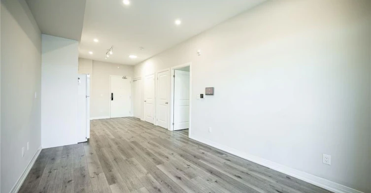 LP09-50 Herrick Avenue, St. Catharines, ON, L2P 2T9 - 17