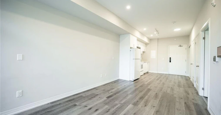 LP09-50 Herrick Avenue, St. Catharines, ON, L2P 2T9 - 16