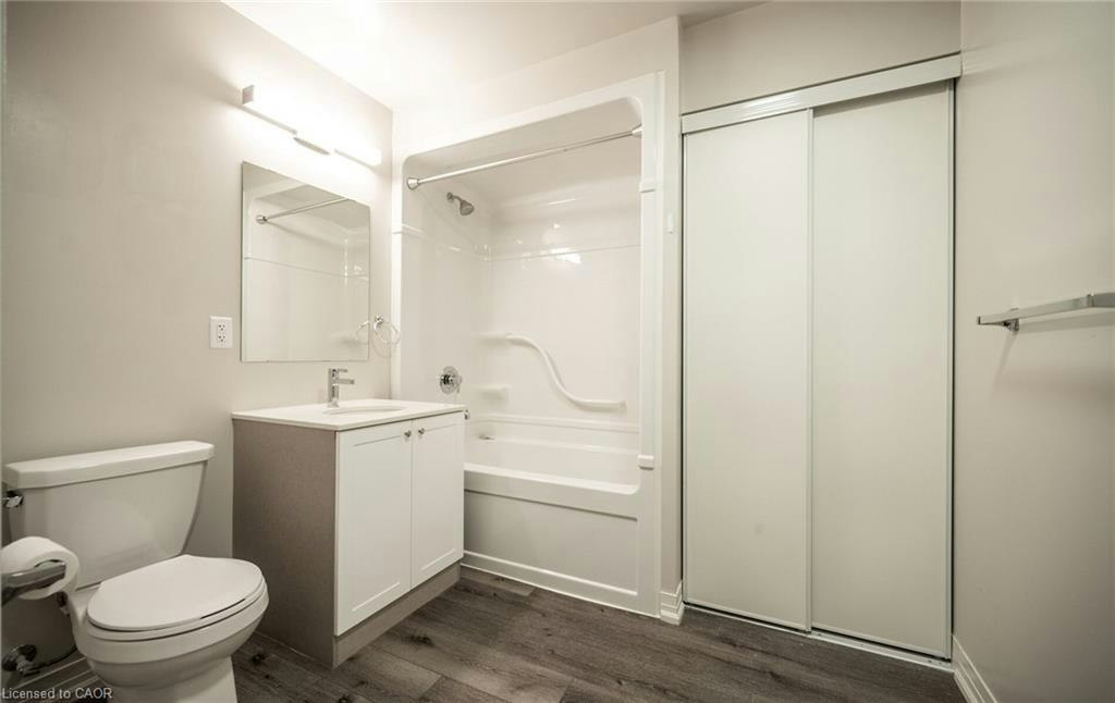 LP09-50 Herrick Avenue, St. Catharines, ON, L2P 2T9 - 30