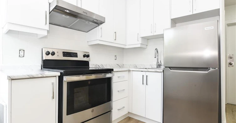 5-13 Westinghouse Avenue, Hamilton, ON, L8L 6E4 - 2
