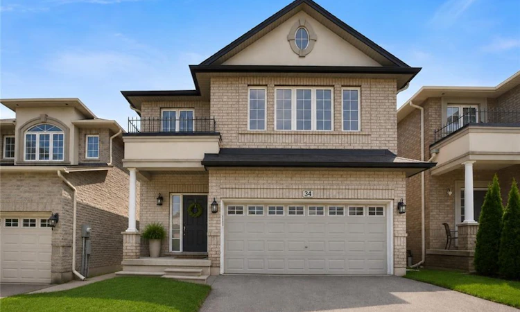 34 House Lane