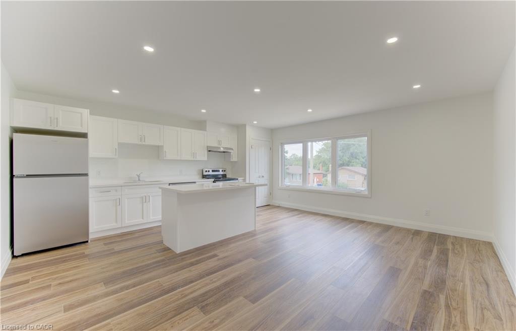 A-93 Kinzie Avenue, Kitchener, ON, N2A 1S5