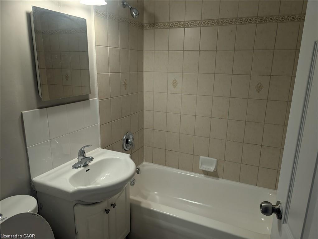 741 D-468 Ottawa Street, Hamilton, ON, L8H 4A6 - 3