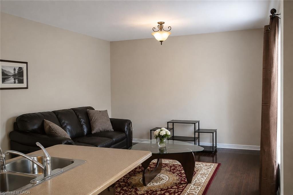 135 Chase Crescent, Cambridge, ON, N3C 0C6 - 2
