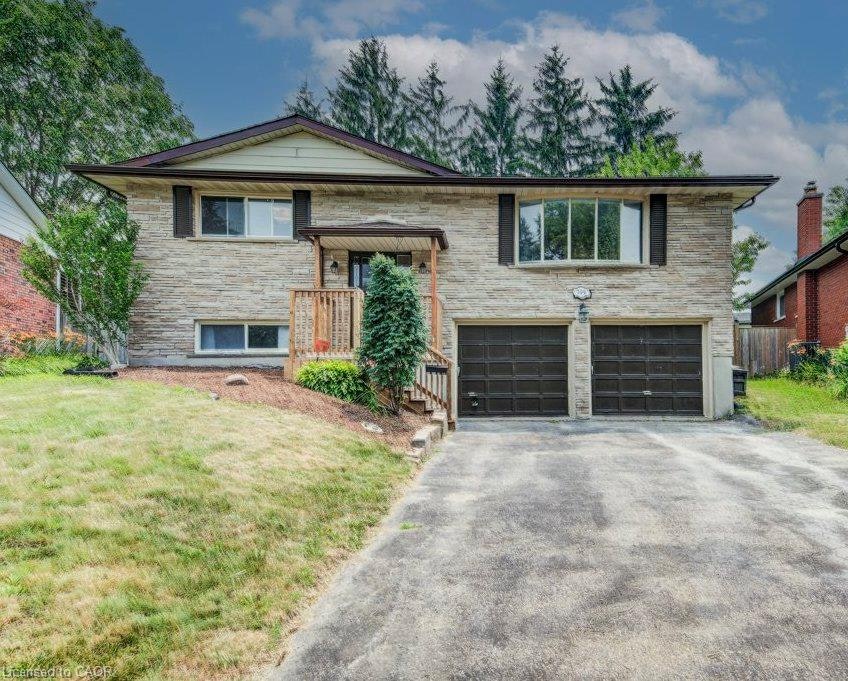 109 White Oak Place, Waterloo, ON, N2V 1B2