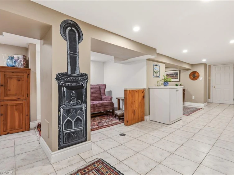 2116 Caroline Street, Burlington, ON, L7R 1L8 - 35