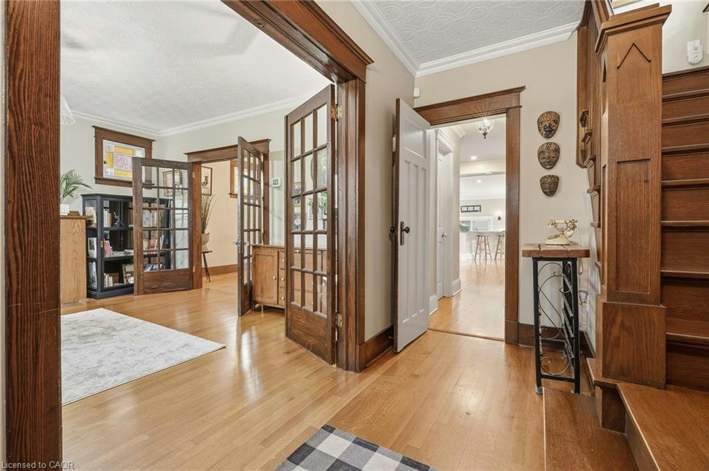 2116 Caroline Street, Burlington, ON, L7R 1L8 - 7