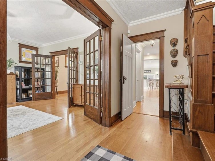 2116 Caroline Street, Burlington, ON, L7R 1L8 - 7