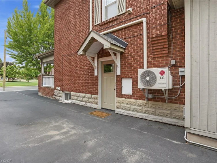 2116 Caroline Street, Burlington, ON, L7R 1L8 - 40