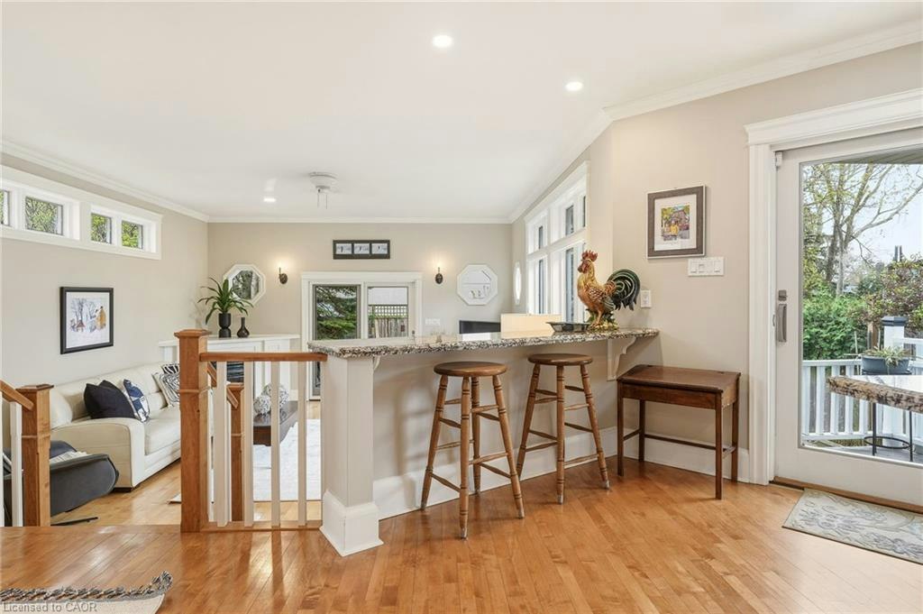 2116 Caroline Street, Burlington, ON, L7R 1L8 - 16