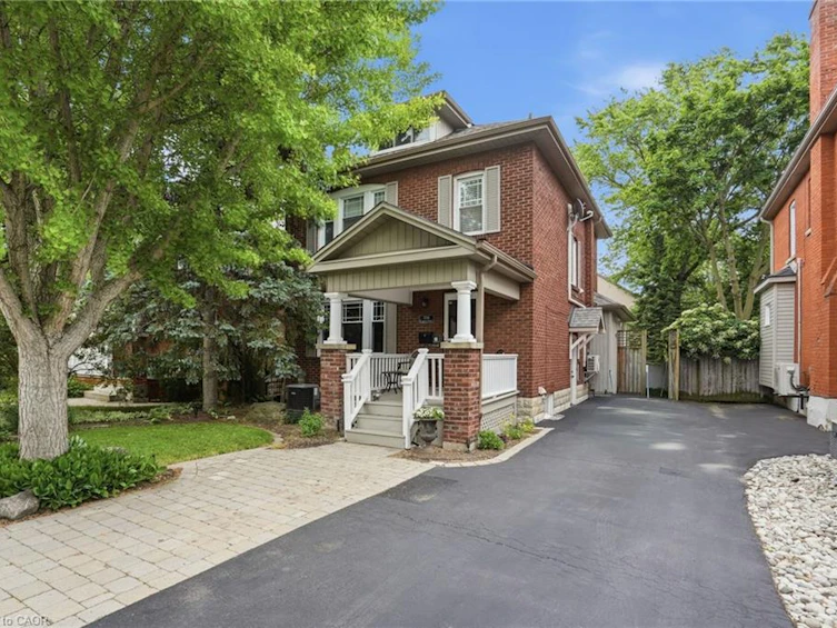 2116 Caroline Street, Burlington, ON, L7R 1L8 - 2