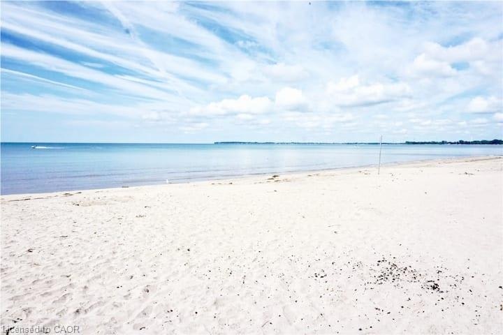 12189 Augustine Road, Wainfleet, ON, L0S 1V0
