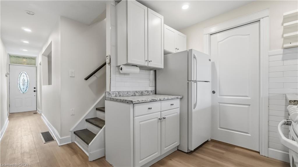 180 West Avenue, Hamilton, ON, L8L 5C6 - 8