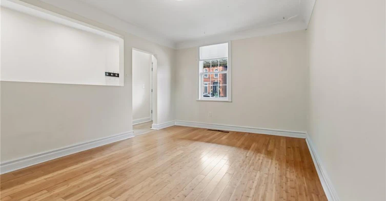 180 West Avenue, Hamilton, ON, L8L 5C6 - 6