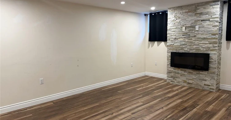 Bsmt-1107 Mohawk Road E, Hamilton, ON, L8T 2S4 - 5