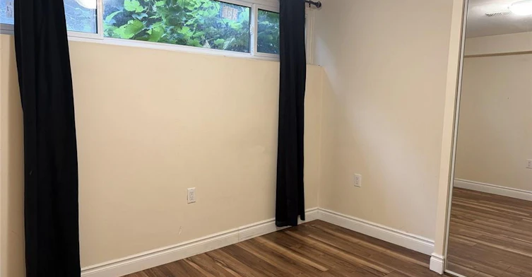Bsmt-1107 Mohawk Road E, Hamilton, ON, L8T 2S4 - 9