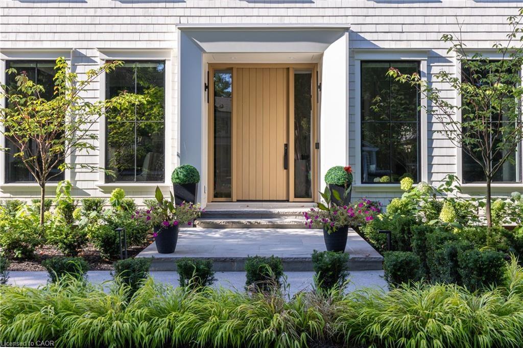 46 Second Street, Oakville, ON, L6J 3T2 - 2