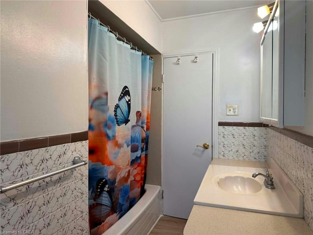 Upper-580 Forest Hill Drive, Kitchener, ON, N2M 4H7 - 6