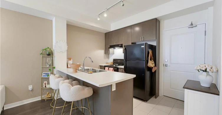 608-85 Robinson Street, Hamilton, ON, L8P 0B9 - 7