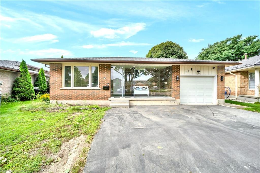 115 Countryside Crescent, Kitchener, ON, N2E 2S8 - 4