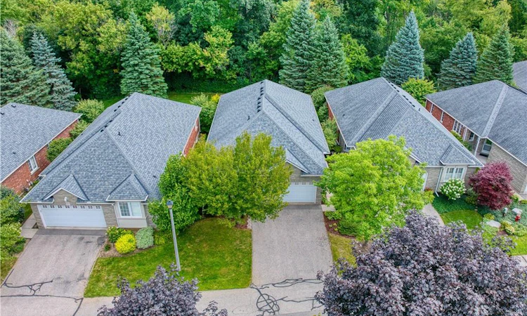 26-115 Glenwood Drive