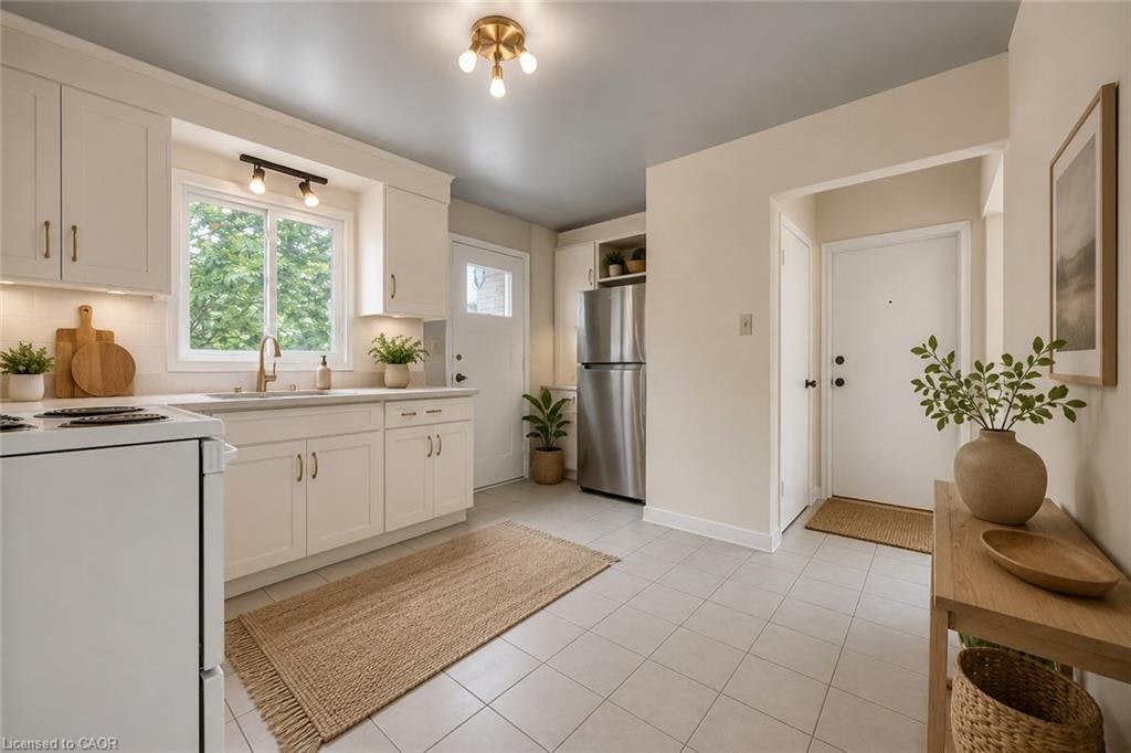 2-271 Prospect Avenue, Kitchener, ON, N2A 1C5 - 3