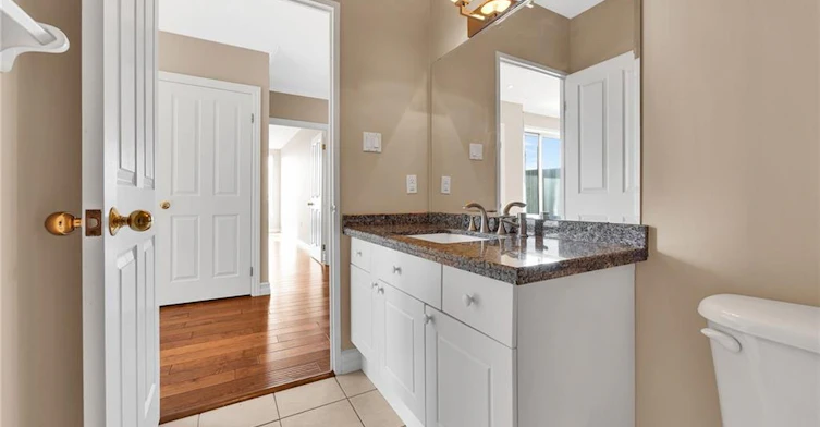 1303-255 Keats Way, Waterloo, ON, N2L 6N6 - 15