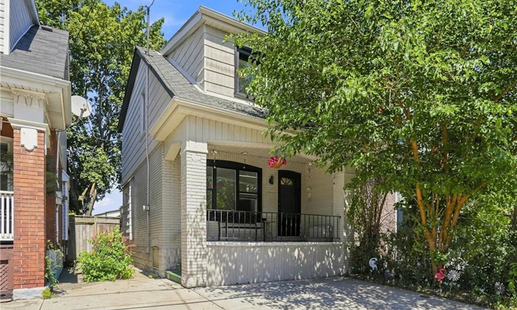 463 Dunsmure Road
