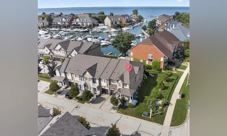 8-31 Sunvale Place