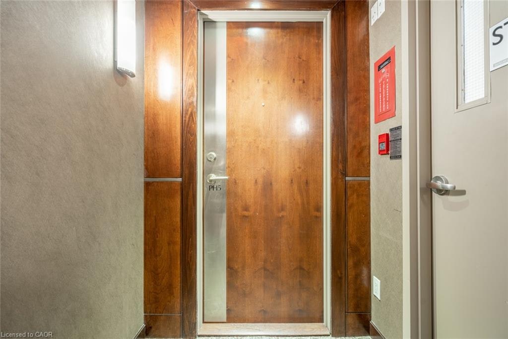 PH5-330 Burnhamthorpe Road W, Mississauga, ON, L5B 0E1 - 35