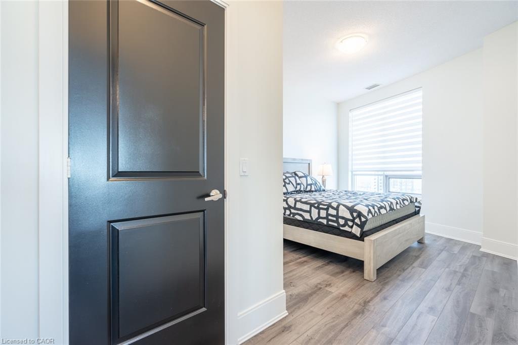 PH5-330 Burnhamthorpe Road W, Mississauga, ON, L5B 0E1 - 18