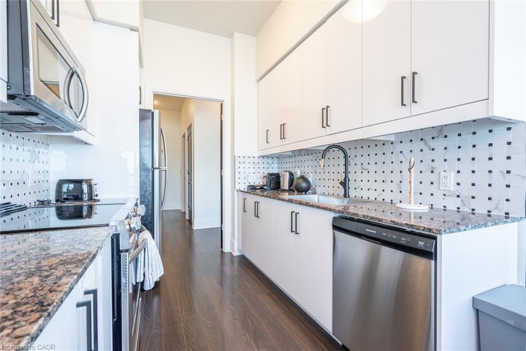 PH5-330 Burnhamthorpe Road W, Mississauga, ON, L5B 0E1 - 16