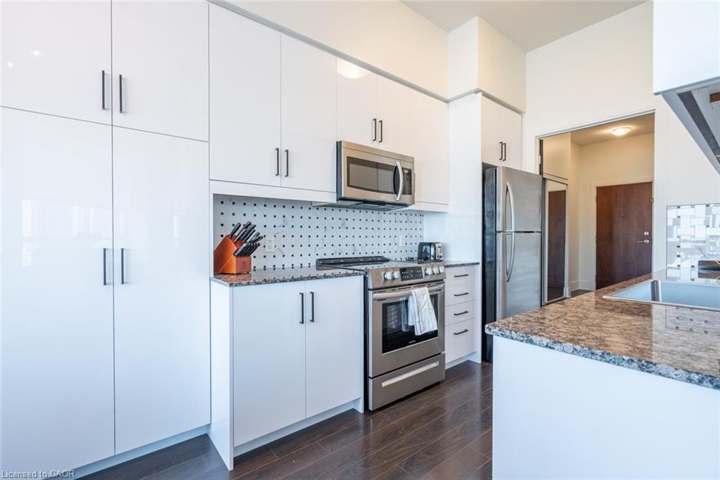 PH5-330 Burnhamthorpe Road W, Mississauga, ON, L5B 0E1 - 15
