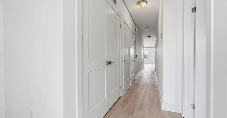 02-1006 King Street E, Hamilton, ON, L8M 1C8 - 3