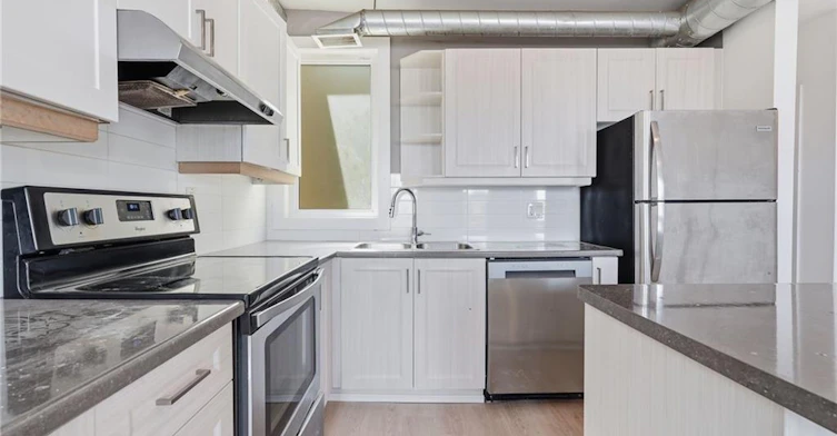02-1006 King Street E, Hamilton, ON, L8M 1C8 - 14