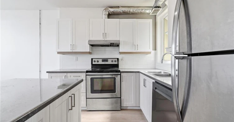 02-1006 King Street E, Hamilton, ON, L8M 1C8 - 18