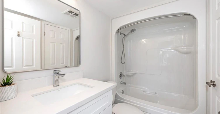 B405-216 Plains Road W, Burlington, ON, L7T 4K8 - 22