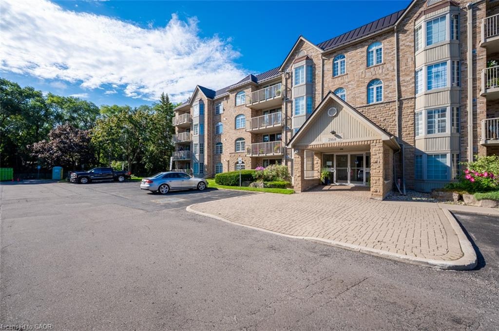 B405-216 Plains Road W, Burlington, ON, L7T 4K8 - 3