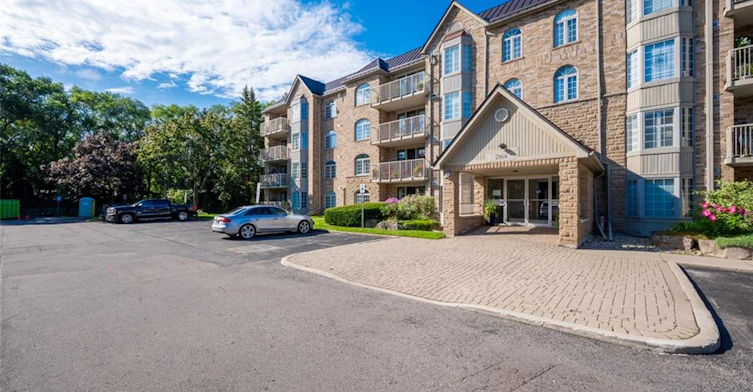 B405-216 Plains Road W, Burlington, ON, L7T 4K8 - 3