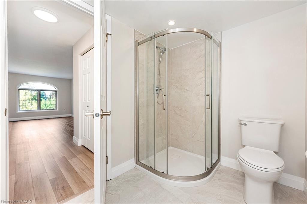 B405-216 Plains Road W, Burlington, ON, L7T 4K8 - 36