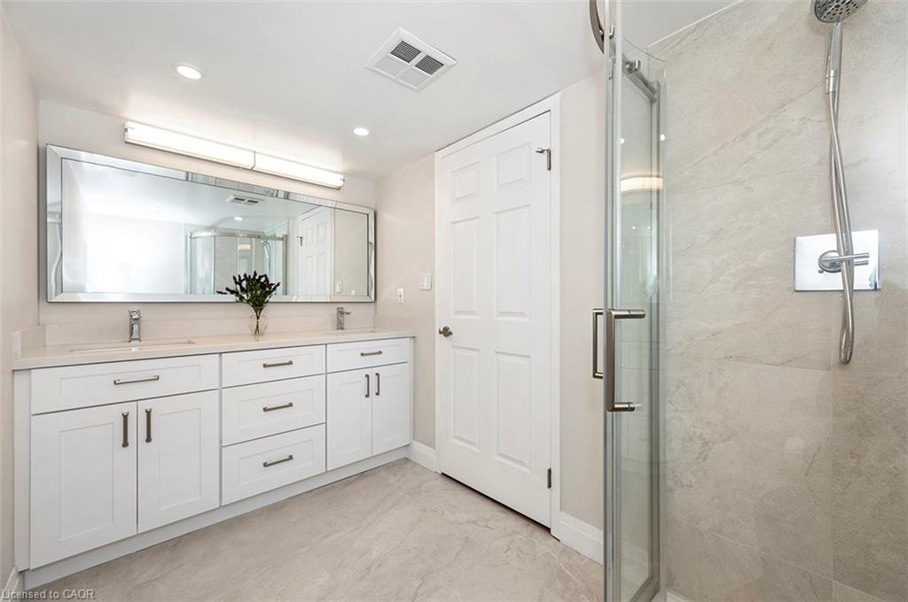 B405-216 Plains Road W, Burlington, ON, L7T 4K8 - 37