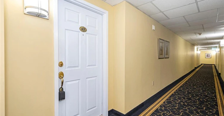 B405-216 Plains Road W, Burlington, ON, L7T 4K8 - 39