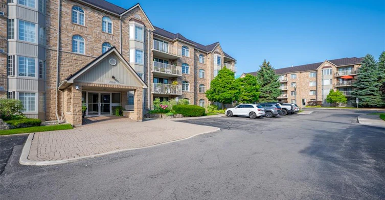 B405-216 Plains Road W, Burlington, ON, L7T 4K8
