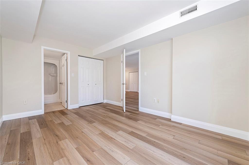 B405-216 Plains Road W, Burlington, ON, L7T 4K8 - 25