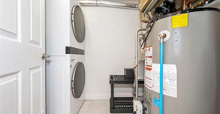 B405-216 Plains Road W, Burlington, ON, L7T 4K8 - 19