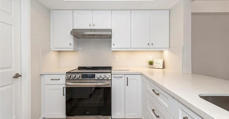 B405-216 Plains Road W, Burlington, ON, L7T 4K8 - 17