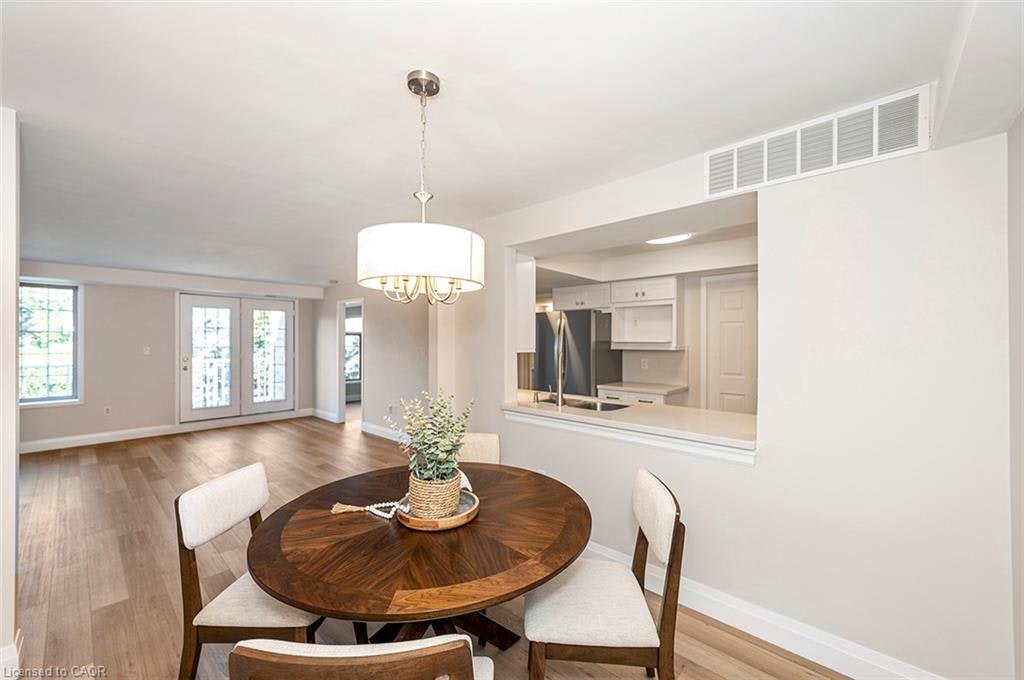 B405-216 Plains Road W, Burlington, ON, L7T 4K8 - 9
